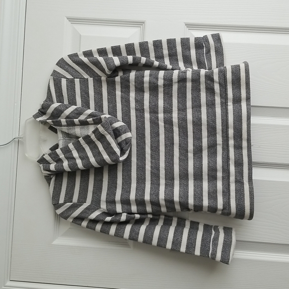 Old Navy Girl's Stripe Hoodie - Picture 5 of 6